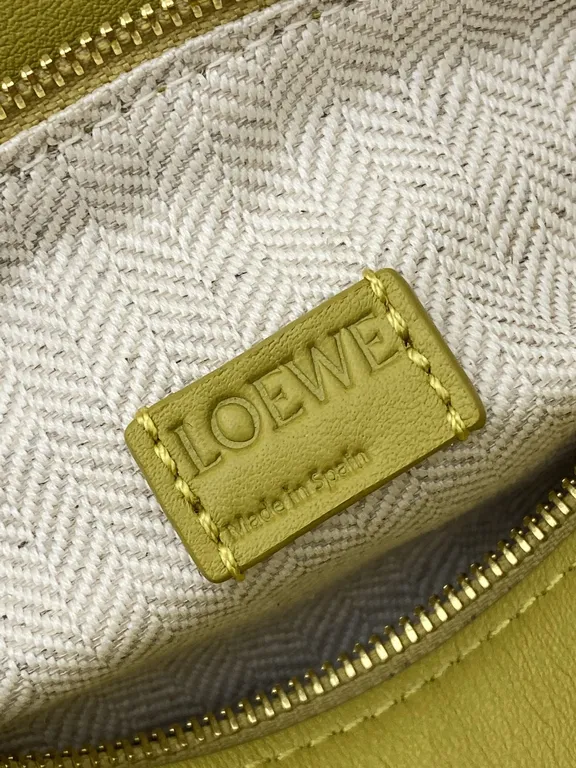 Loewe Bag 